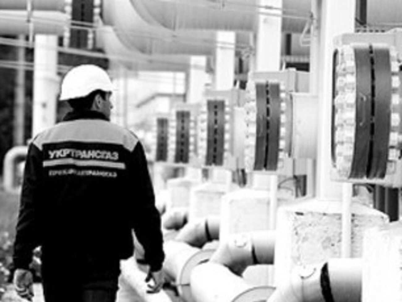 Собчак:&nbsp;Последний день на небесах. В вышиванке от дизайнера Виты Кин. Белый --- лучший цвет для яхты