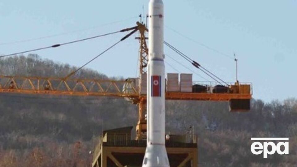 Заместитель помощника госсекретаря США Фрэнк Роуз заявил 12 января 2016 года, что северокорейские ракеты могут достичь Южной Кореи, Японии, а потенциально и США