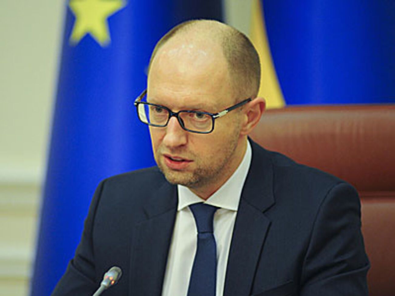 Яценюк: 15 января&nbsp;запускаем первый экспериментальный поезд&nbsp;по маршруту Украина-Грузия-Азербайджан-Казахстан