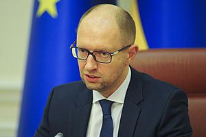 Яценюк: 15 января запускаем первый экспериментальный поезд по маршруту Украина-Грузия-Азербайджан-Казахстан