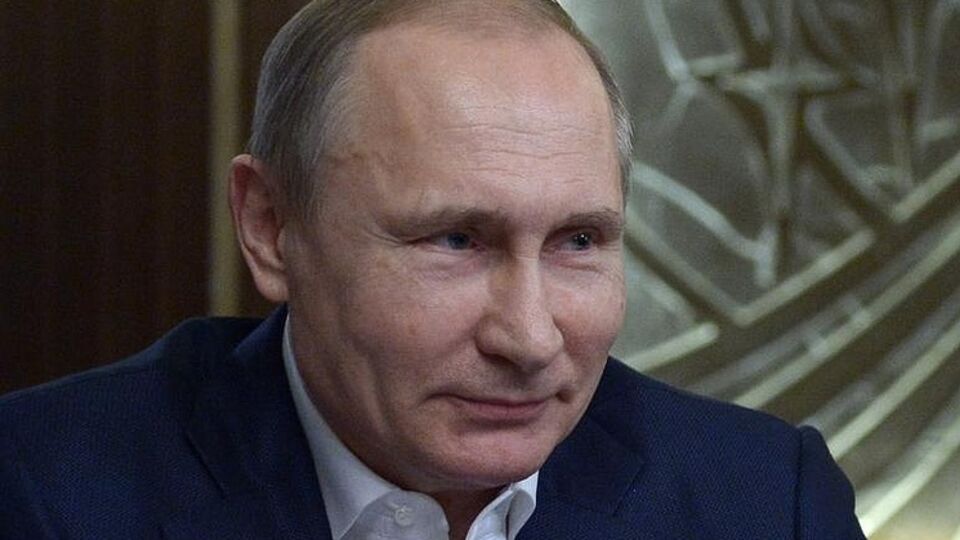 Путин не хочет ничего "резко менять" в экономике РФ