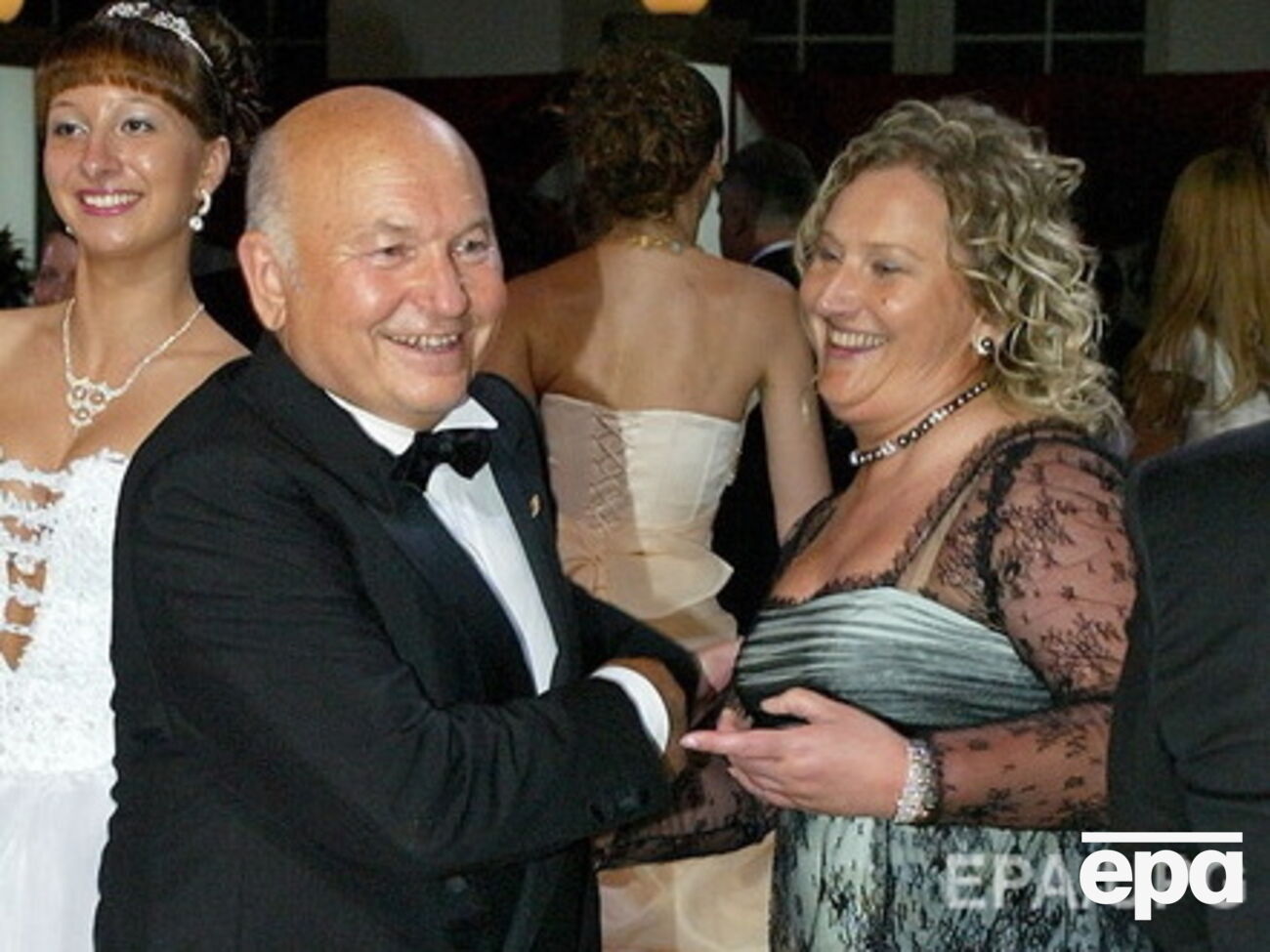 Лужков и Батурина обвенчались