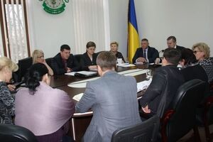 На совещании в Минздраве Украины по поводу роста смертности от гриппа присутствовали представители санитарно-эпидемиологической службы и врачи-клиницисты