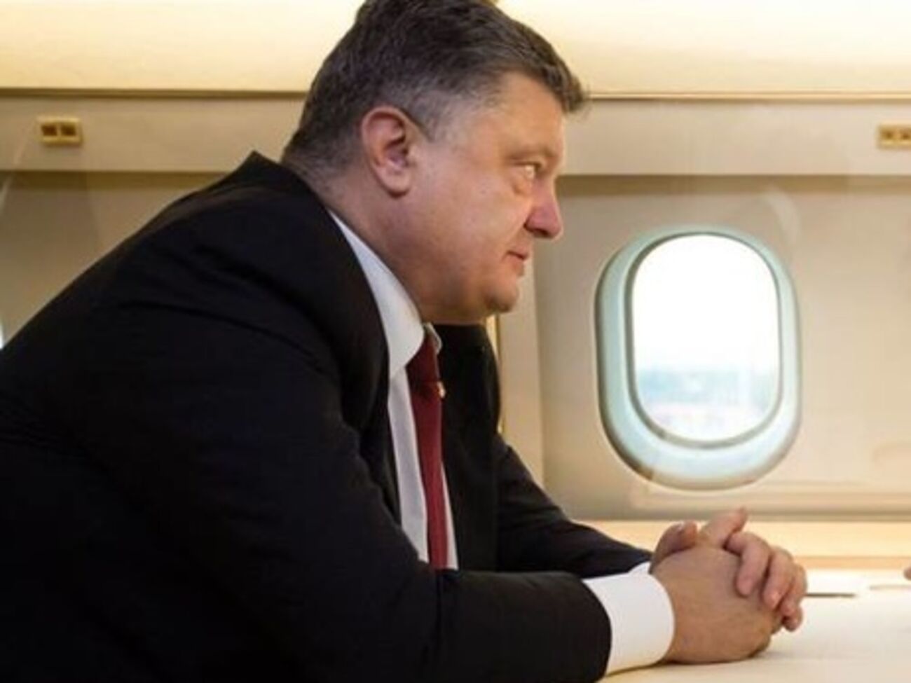 Порошенко сравнил план реформ на 2016 год с переходом от кислородной подушки к инвестиционной терапии