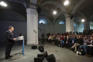 Порошенко: Трачу на благотворительность сотни миллионов гривен