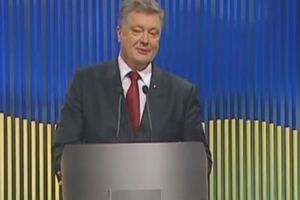 Петр Порошенко вступил в перепалку с журналисткой