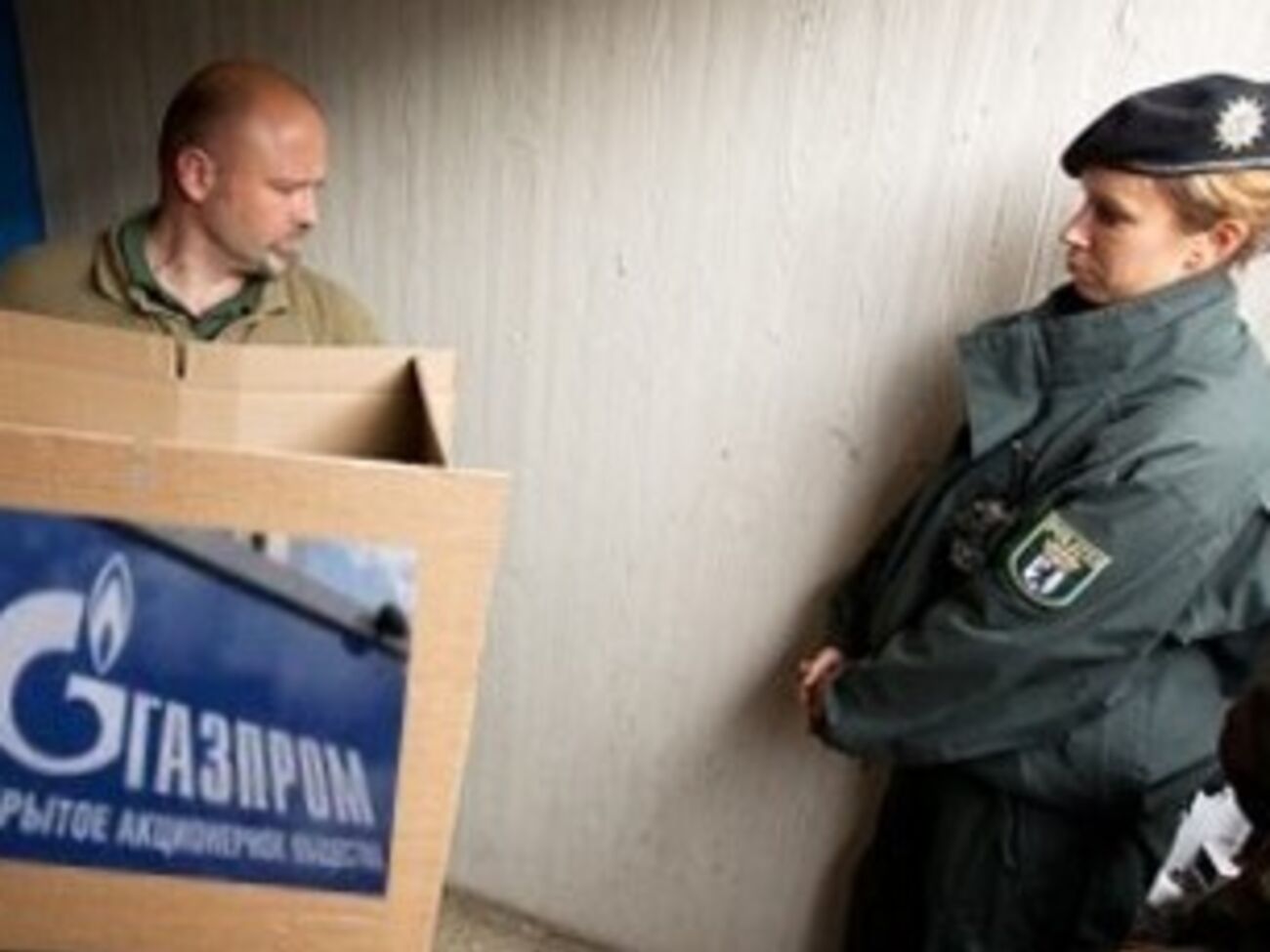 Глава комитета решил не закрывать заседание, чтобы на следующем собрании рекомендовать принять законопроект