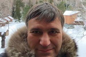 Депутат красноярского горсовета Константин Сенченко написал, что "осознал авторитет" Рамзана Кадырова, пообщавшись с "представителями чеченского народа"