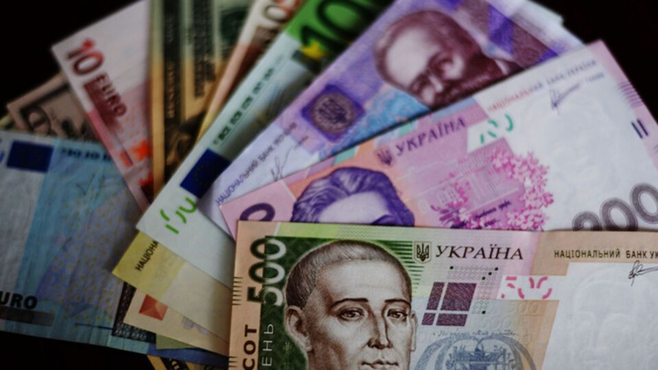 Гривна упала в цене