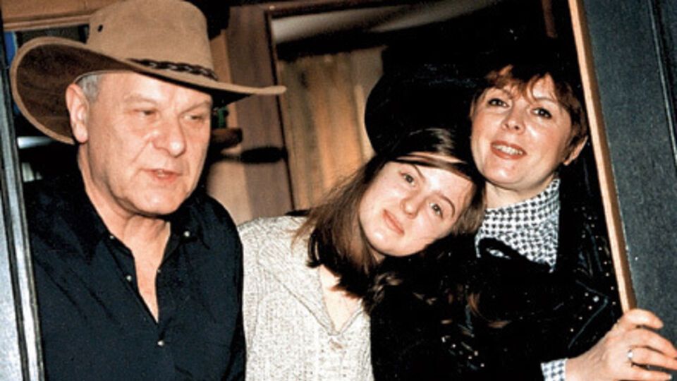 Юрий Зерчанинов с женой Кларой Новиковой и дочкой Марией