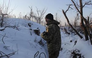 Позиции сил АТО продолжают находиться под обстрелом боевиков