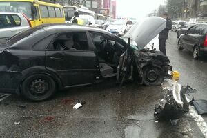 Правоохранители задержали троих налоговиков при получении взятки