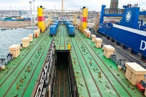 Из порта Ильичевск отправился экспериментальный рейс контейнерного поезда до Китая