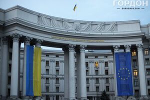 По данным МИД Украины, на начало 2016 года в Сирии находится около 250 украинцев