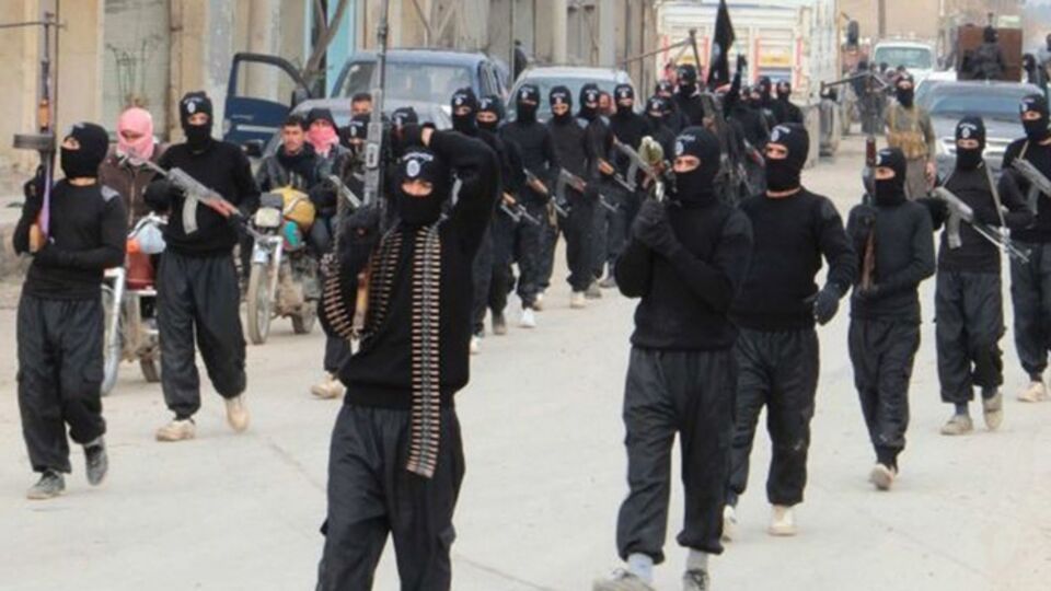 Правозащитники: Резню в деревне Аль-Бгалия устроили боевики "Исламского государства"