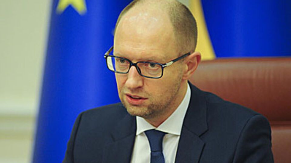Яценюк: Нет ни малейшего оправдания актам насилия против невинных людей