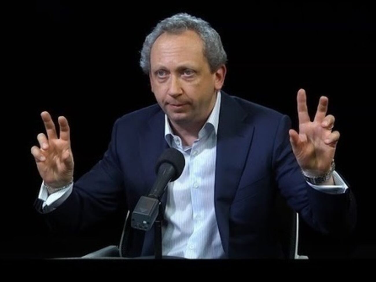 Слава Рабинович:&nbsp;&nbsp;Задолго до "окончания денег" рубль прекратит свою функцию расчетной единицы