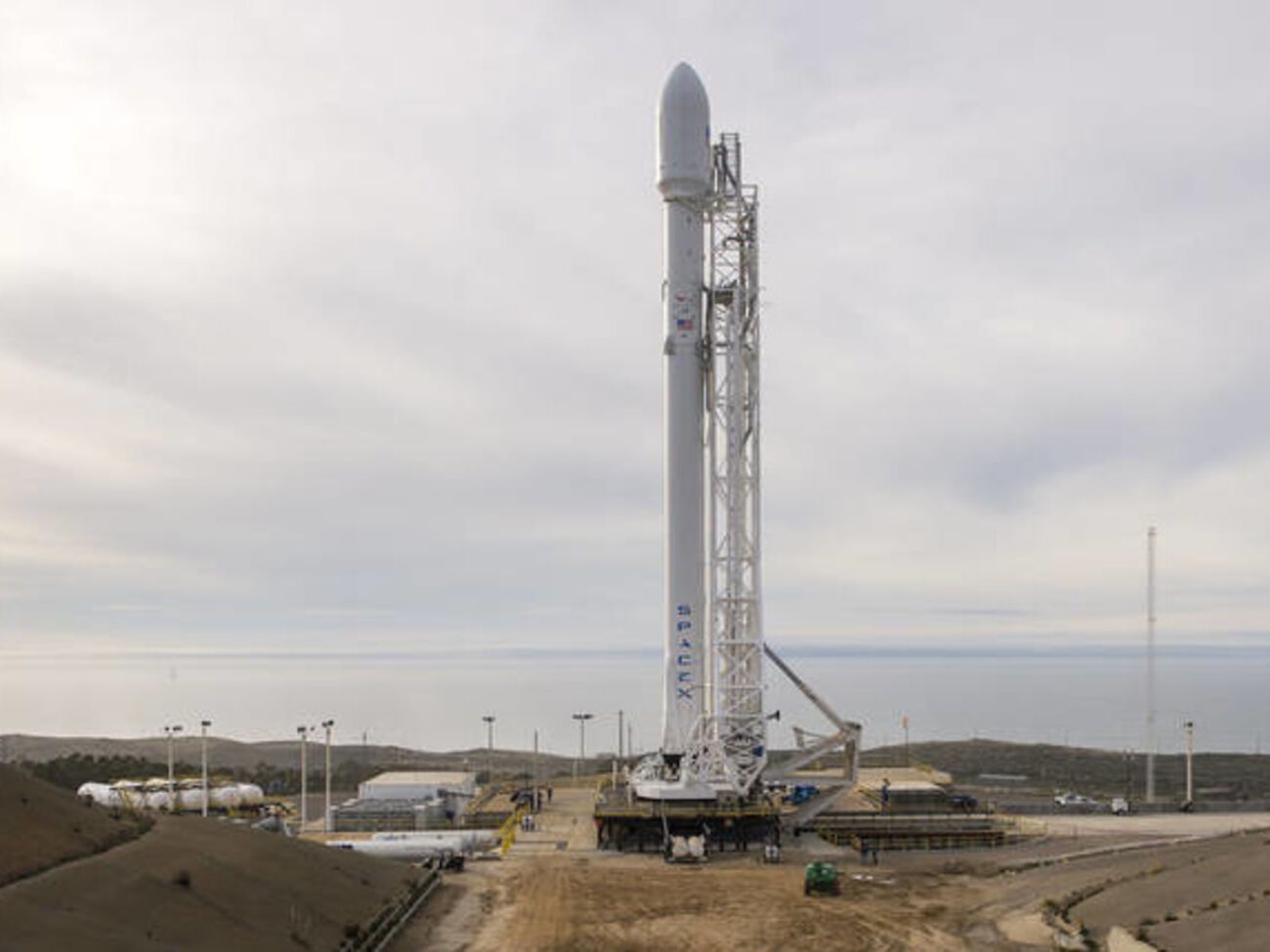 NASA успешно запустило ракету Falcon