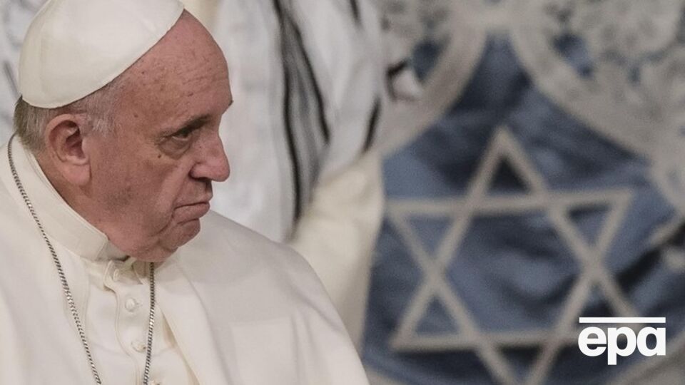 Папа Римский Франциск в римской синагоге
