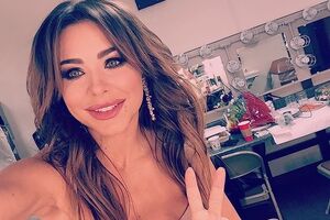 Ани Лорак: Удивительный концерт в Нью-Йорке! Спасибо, Микки Рурк, за то, что ты пришел на мой концерт!