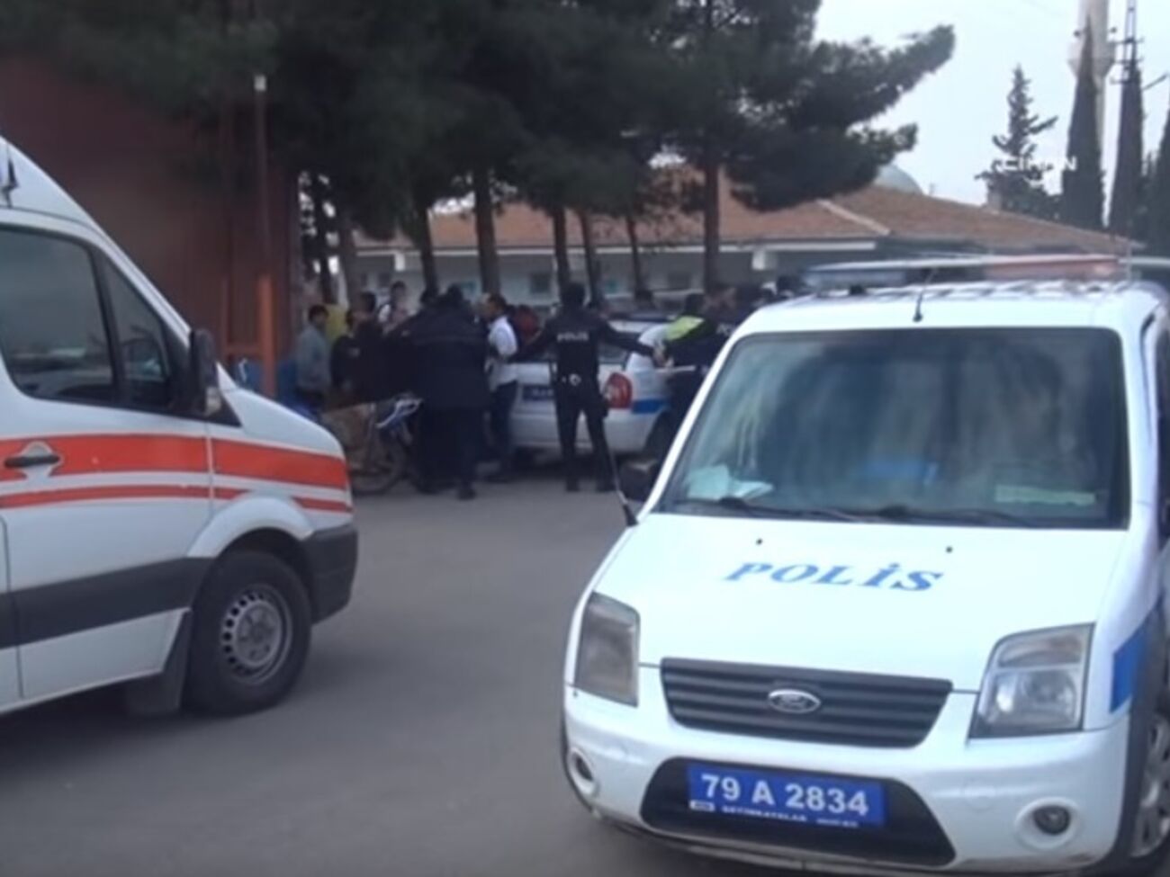 Снаряд разорвался на территории школы