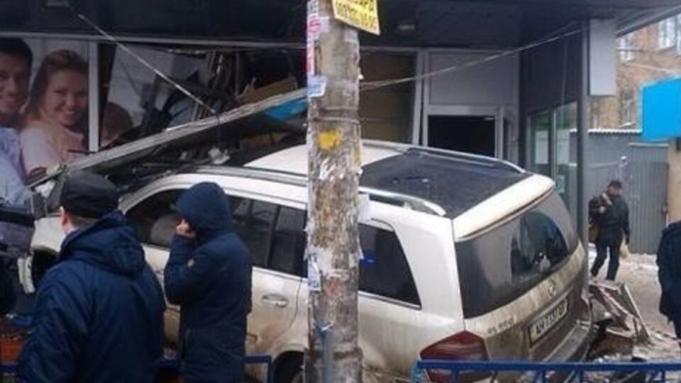 Подозреваемый в смертельном ДТП на "Левобережной" выйдет под залог