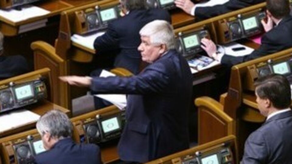 На заседании присутствовали адвокаты сторон и юрист Гущин, настаивающий на прохождении Шепелевым теста на отцовство