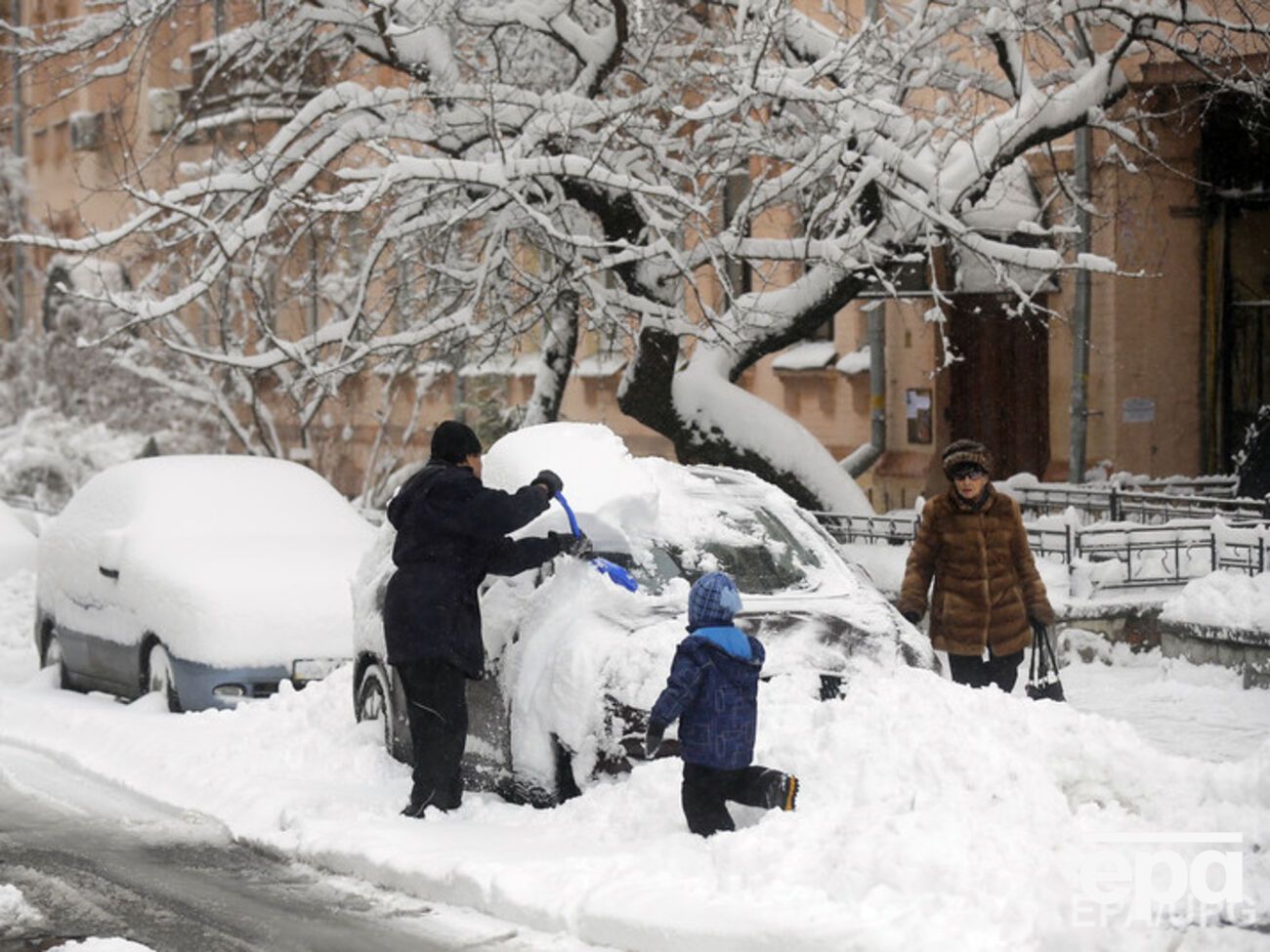 К середине недели снегопады в Украине прекратятся