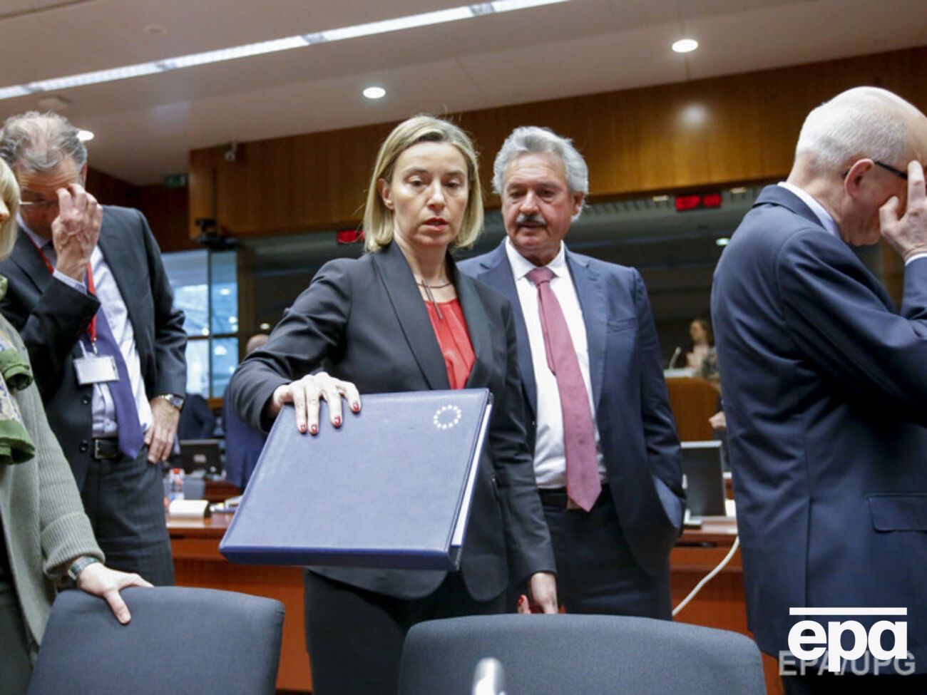 Могерини похвалила украинские власти за проведение реформ