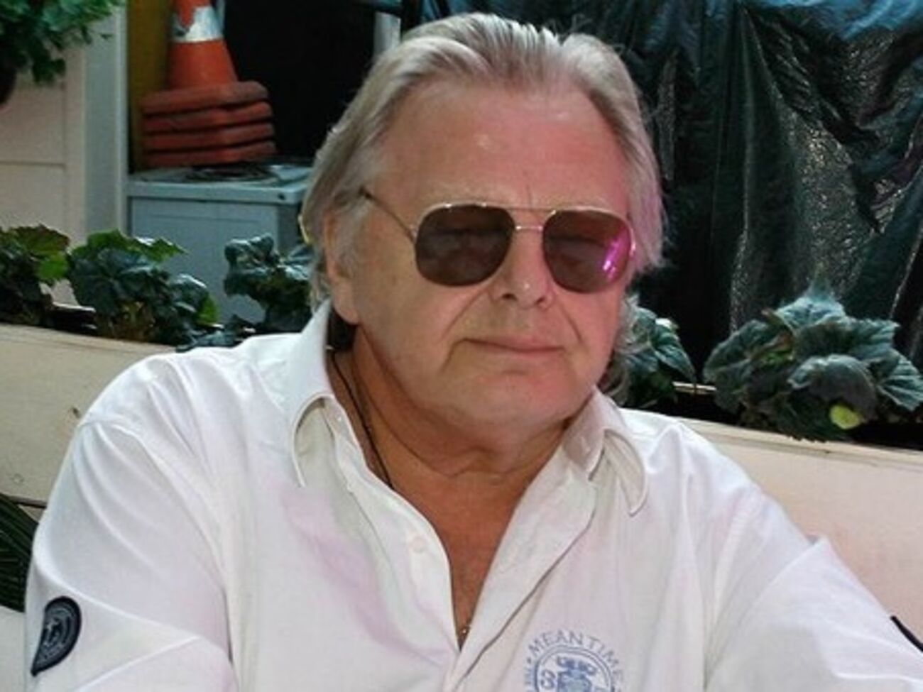 Антонову стало плохо после ужина в ресторане