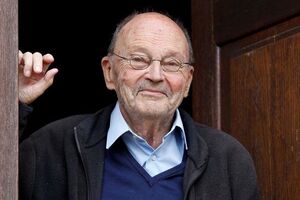 Турнье был удостоен высшей литературной награды Франции