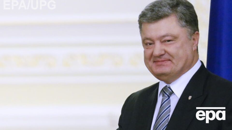 Порошенко пожелал крепкого здоровья каждой украинской семье