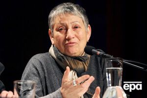 Писательница Людмила Улицкая: От массовых репрессий Россию отделяет лишь "очень тонкая перегородка"