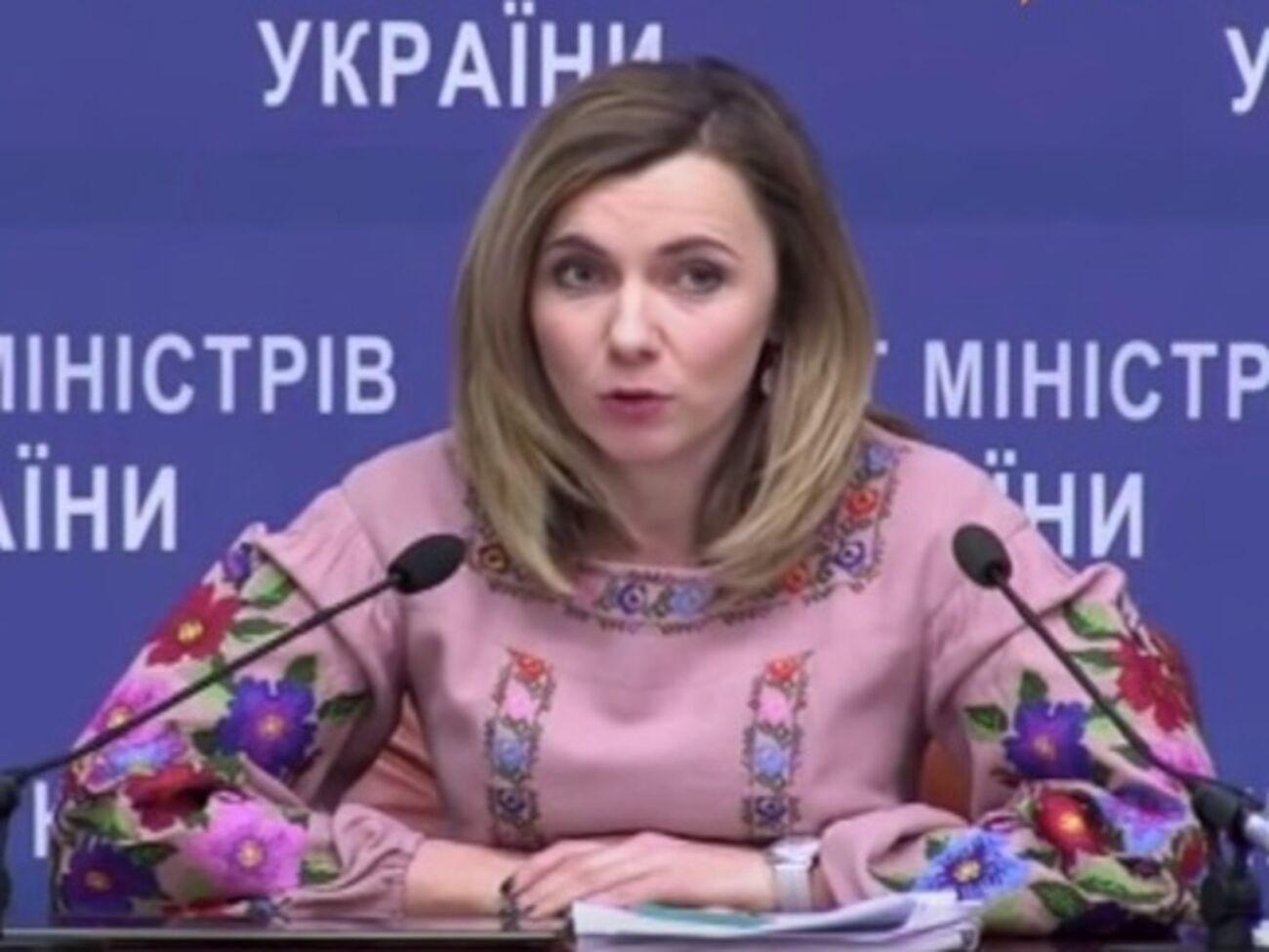 Микольская: Стоимость использования одного автомобиля конвоя составляла 350 долларов, в конвое идет порядка семи-восьми таких машин