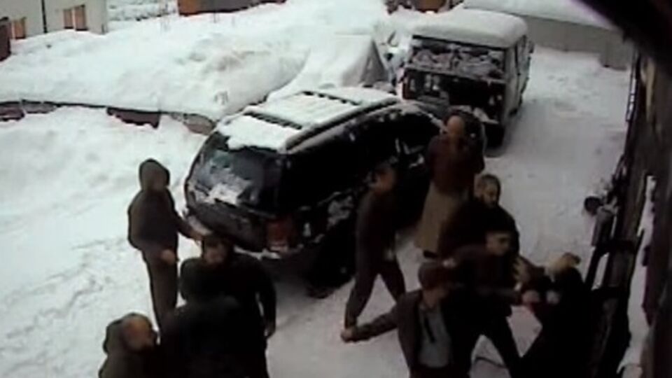 Обнародовано видео драки в урочище горнолыжного курорта Драгобрат