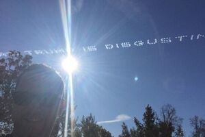 В Калифорнии в ходе воздушного шоу оскорбили Трампа