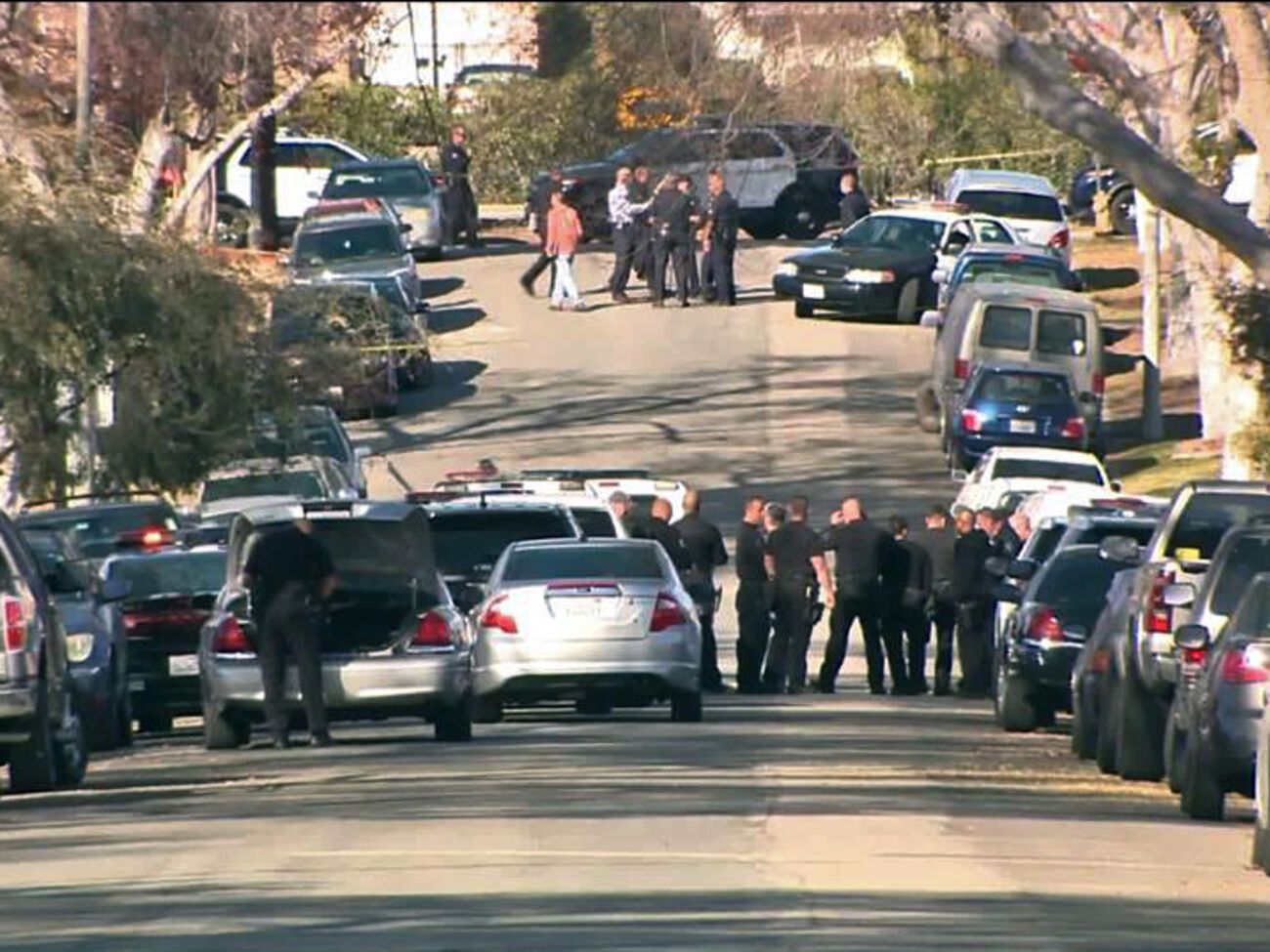 Полицейские блокируют место происшествия