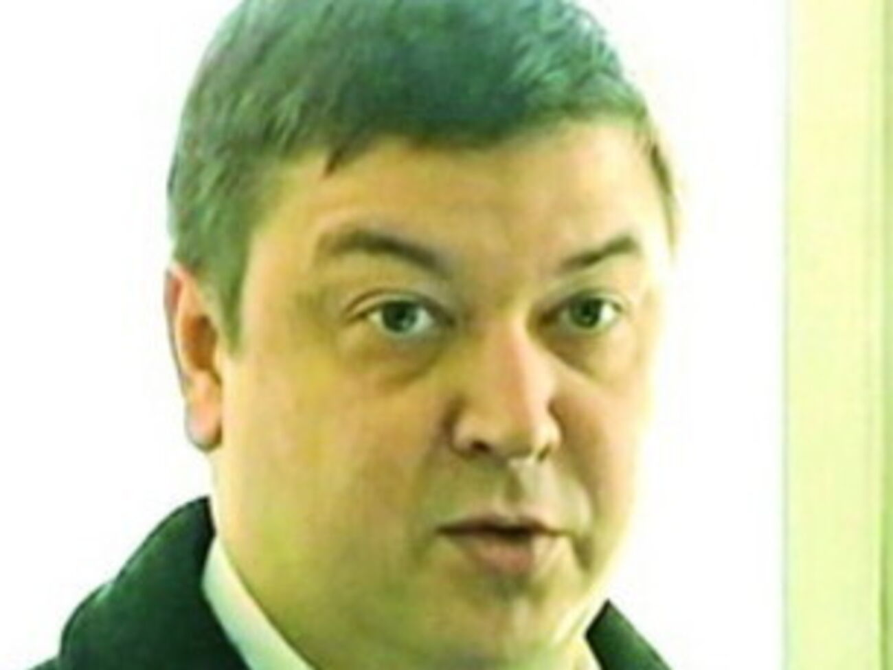 Порошенко советует украинцам прочитать книгу "Аэропорт" Сергея Лойко