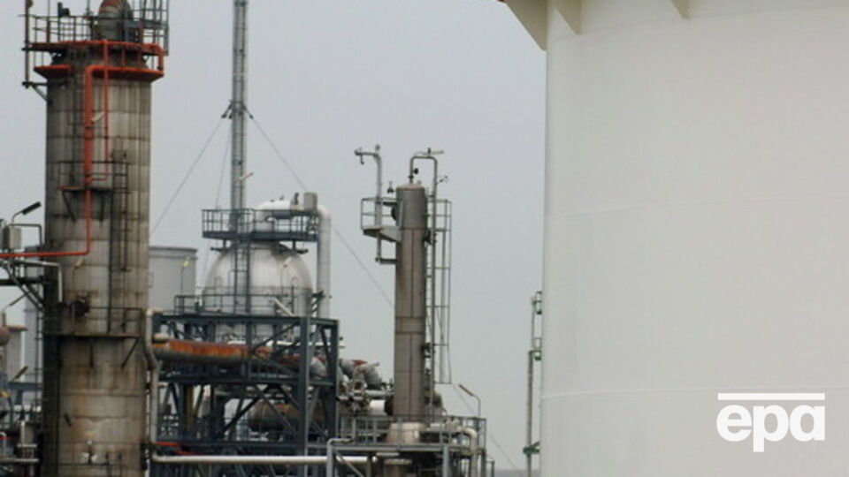 В Иран поступили первые деньги за поставки нефти в Европу