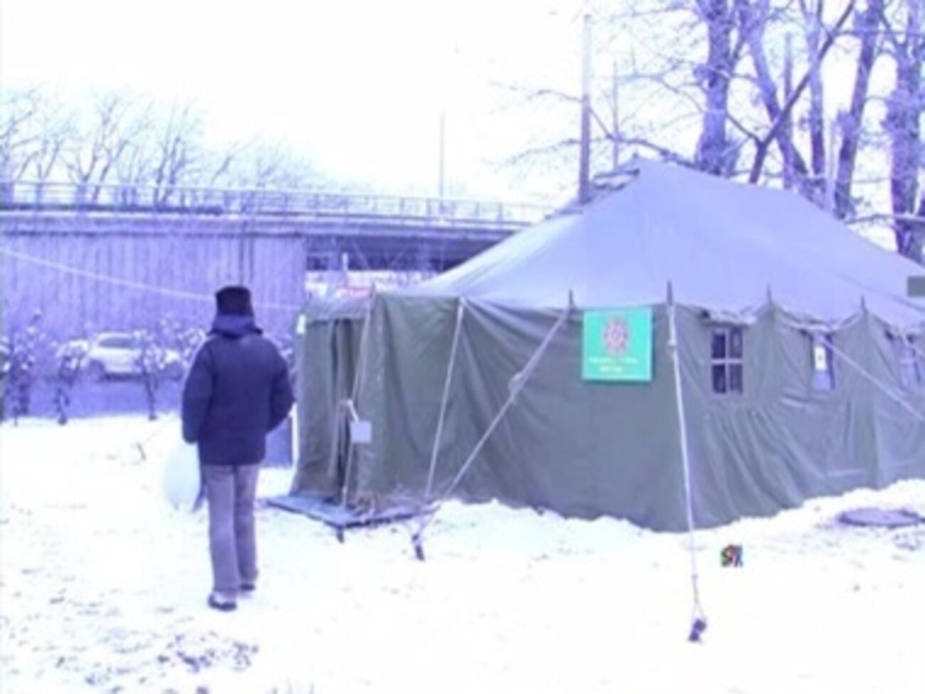 В пунктах обогрева можно выпить горячего чая и получить первую медицинскую помощь