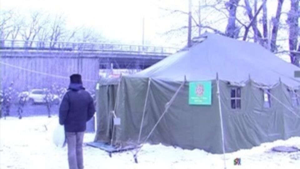 В пунктах обогрева можно выпить горячего чая и получить первую медицинскую помощь