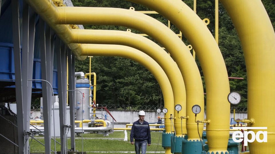 Цена на нефть возобновила падение