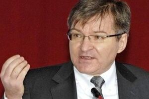 Вооруженные люди напали на университет