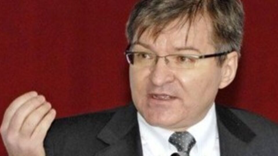 Вооруженные люди напали на университет