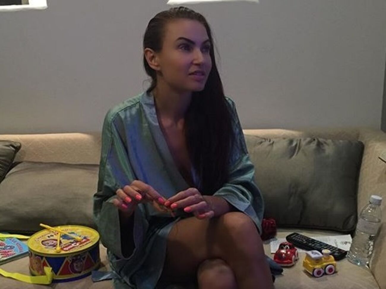 Бледанс:&nbsp;Могут ли женщины целоваться в губы? А подругу? А любимую артистку? А в Кремле? Почему нет?!