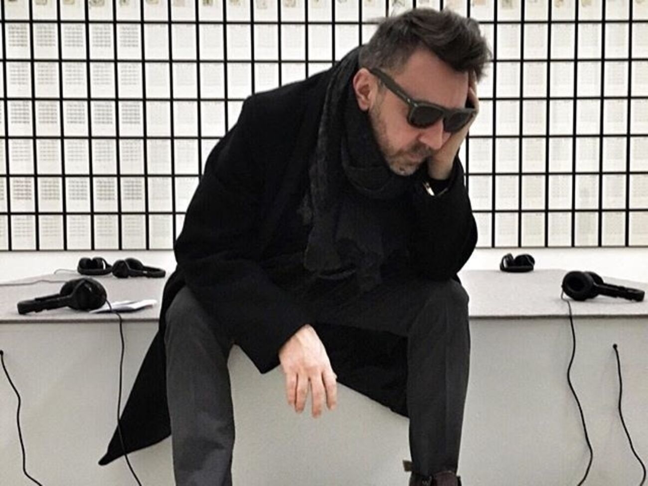 Шнуров опубликовал стихотворение, в котором фигурируют названия модных брендов