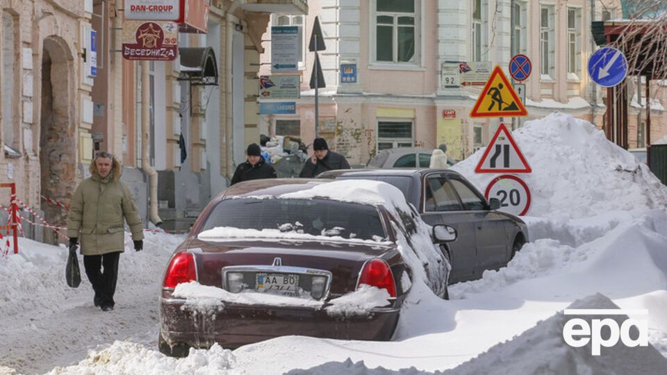 По информации Гидрометцентра, сильных снегопадов не будет как минимум 10 дней