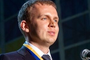 Печерский суд арестовал принадлежащие структурам Курченко акции "Брокбизнесбанка"