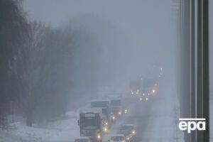 В Киеве и области ожидаются густые туманы, на дорогах – гололедица