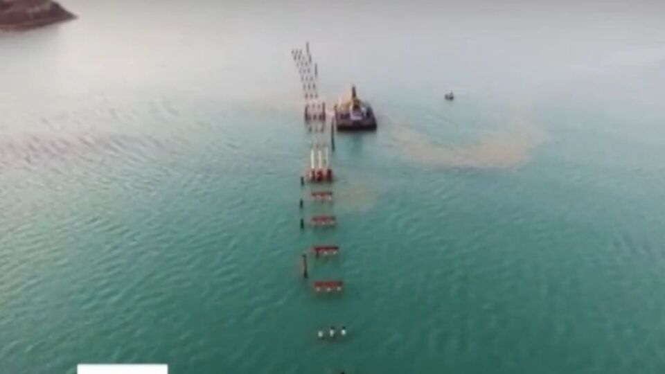 СМИ: Россия откладывает начало строительства моста